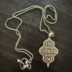 Kendra Scott Silver Filigree Lattice Pendant Necklace